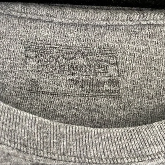 Patagonia Men's Cotton Gray Spell Out Logo Print Long Sleeve T Shirt Size Small - Picture 5 of 7